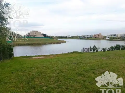 Terreno en Venta de 888,0 m2