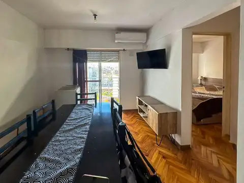 Avenida Pellegrini 1200