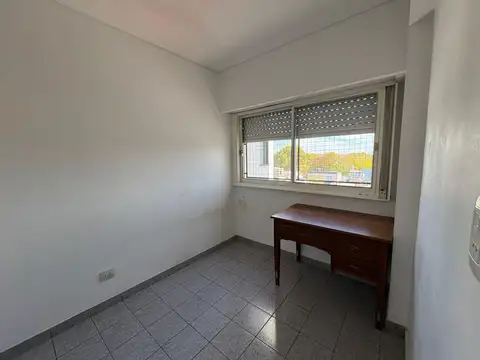 Departamento 3 ambientes en Liniers.