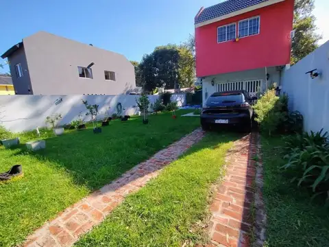 CASA 4 AMBIENTES EN VENTA EL TREBOL APTO CREDITO