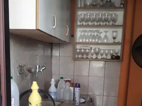 Departamento 5 ambientes con 2 baños