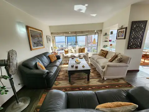 Departamento en Venta de 4 ambientes