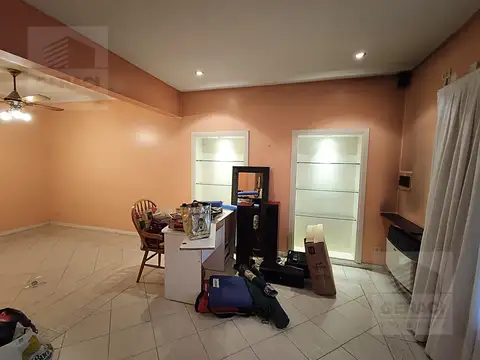 Depto Tipo Casa en Venta 60 años