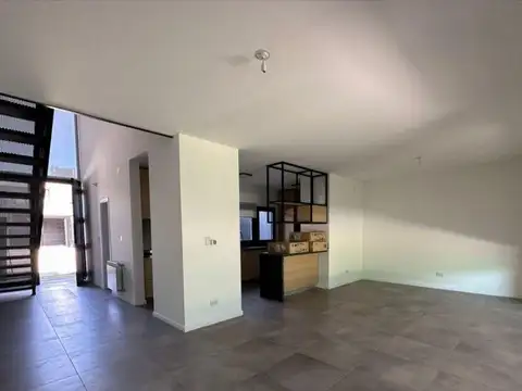 Casa en Alquiler de 3 dormitorios