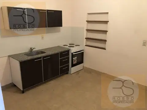 Depto Tipo Casa en Venta en Ramos Mejía Sur, USD 63.000