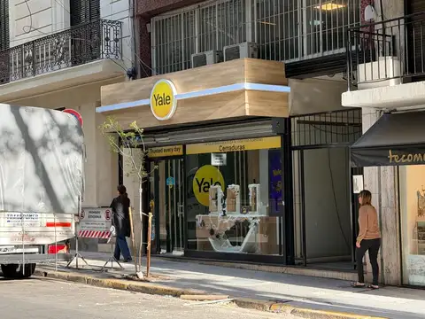 Local en Recoleta