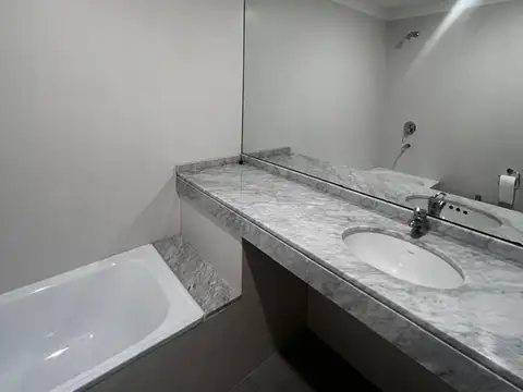 Oficina en Alquiler en Countries y Barrios Cerrados en Pilar, USD 1.000