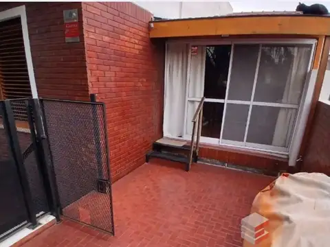Casa 6 ambientes con 3 baños