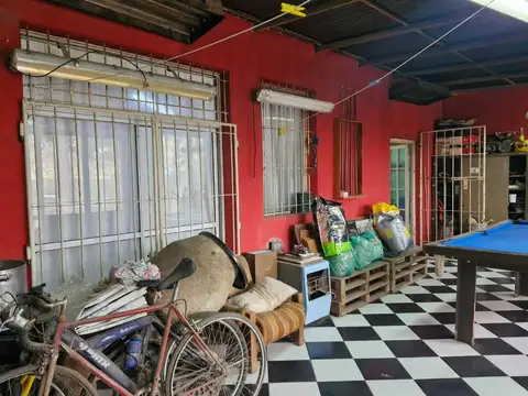 Casa en venta en Parque Alvear II 300m2