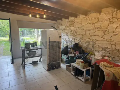 Casa de 2 Dormitorios en Venta en Sicardi