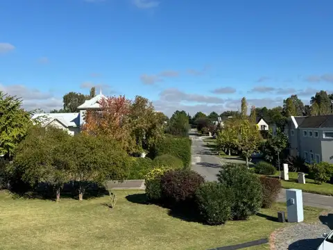 Venta de Terreno en  Country San Facundo, La Plata.