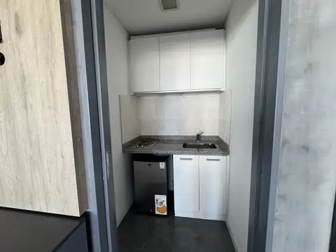 Oficina en Alquiler al Este
