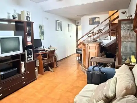Depto Tipo Casa en Venta de 3 dormitorios