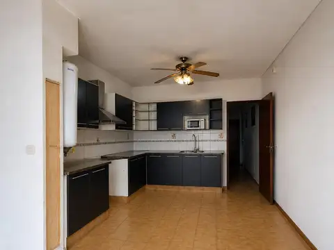 TRIPLEX EN VENTA  (RESERVADO)