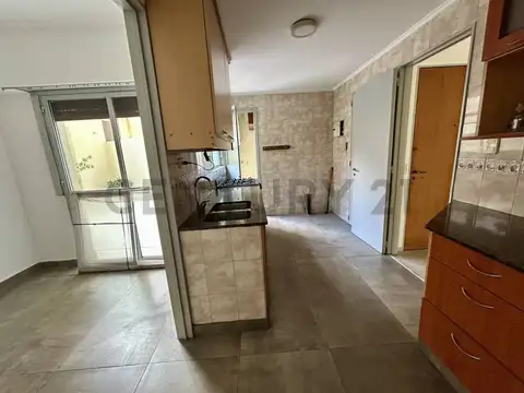 Departamento 4 ambientes con 2 baños