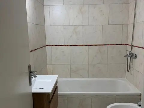 Departamento en Alquiler en General San Martin, $ 470.000