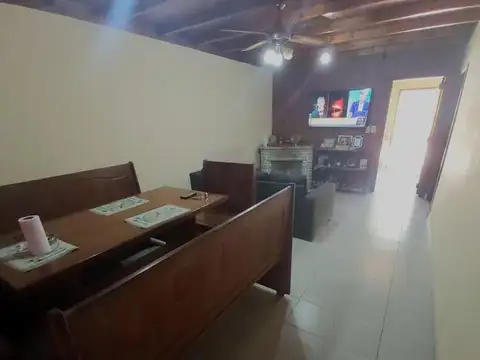 Casa en Venta con 1 cochera