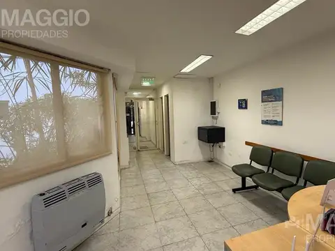 Oficina en Alquiler en Ramos Mejia Sur, $ 3.000.000