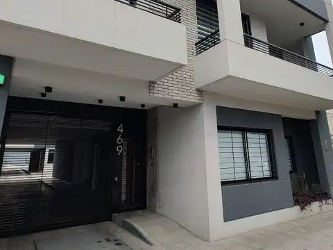 EXCELENTE DEPTO 2 AMB NUEVO C/DOS BAÑOS EN BANFIELD!