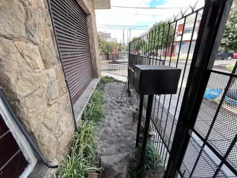 Depto Tipo Casa en Venta de 6 ambientes