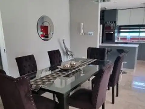 HERMOSA PROPIEDAD EN VENTA-EL PAYADOR 2050-BARRIO PUNTA CHACRA -ROLDAN