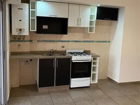 J V Gonzalez 2100, Piso 4