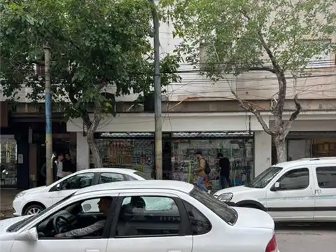 Local en Venta 40 años
