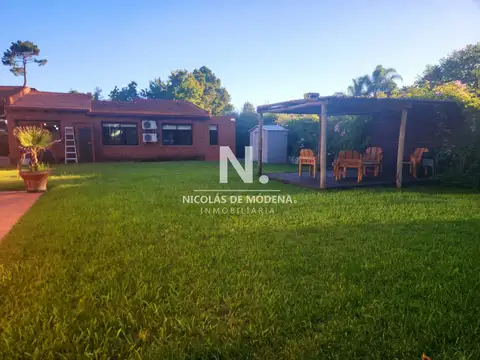 En venta casa de 3 Dormitorios en Jardines de Córdoba con Barbacoa