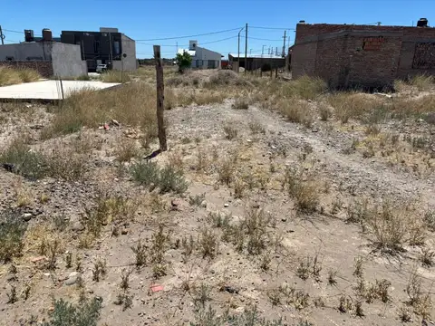 LOTE EN BARRIO 32 VIVIENDAS