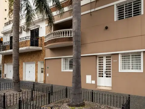 Avenida Castañares 1000
