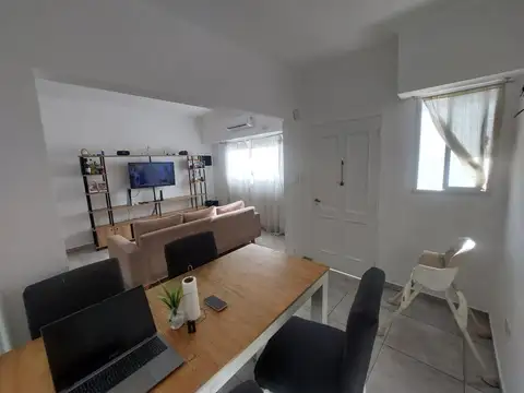 Depto Tipo Casa en Alquiler de 2 dormitorios