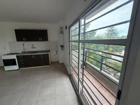 VENTA DEPARTAMENTO de AMBIENTES AMPLIOS y MUY LUMINOSO ZOGBA