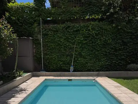 Casa en venta c/ cochera en 5.ª Sección Residencial Sur