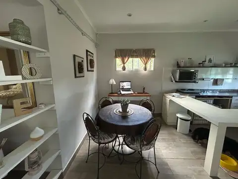 Casa 3 ambientes con 2 baños
