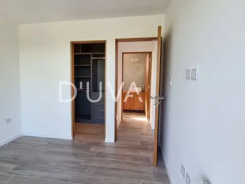 Departamento en Alquiler con 1 cocheras