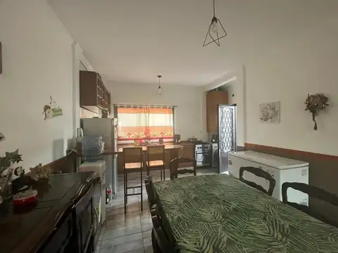 Remedios De Escalada 1026