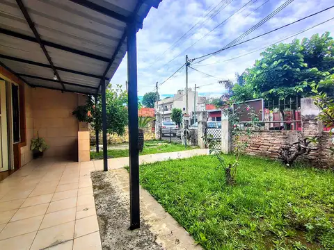 Casa en Venta en Isidro Casanova, USD 65.000