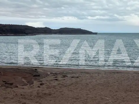 TERRENO EN VENTA CON COSTA DE PLAYA EL CHOCON