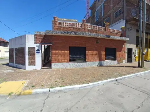 Alquiler – Casa 4 Ambientes – Muy buena ubicación en san justo
