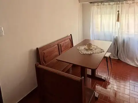 Mitre e/ 11 de Septiembre y 3 de Febrero