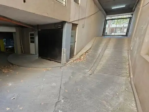 COCHERA A LA VENTA ADROGUE FRENTE A LA ESTACION