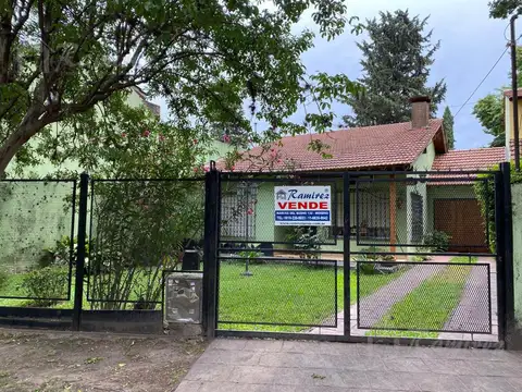 Casa Chalet 3 Ambientes En Venta - Moreno