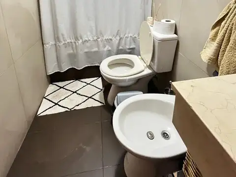 DEPTO 2 AMB EN VENTA CASTELAR NORTE APTO CRÉDITO