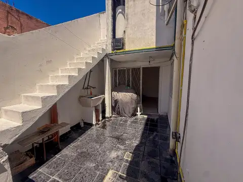 Depto Tipo Casa 3 ambientes con 1 baño