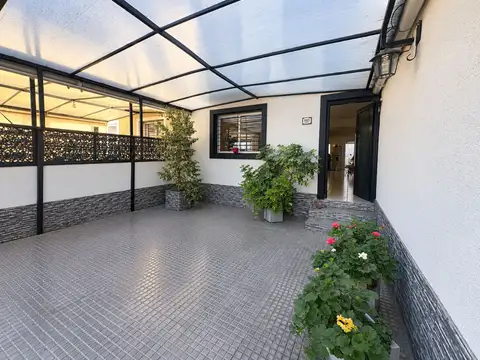 VENTA CASA DUPLEX APTA CREDITO GUAYMALLEN