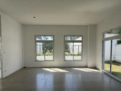 Departamento en Venta en Arcos Del Pilar, USD 140.000