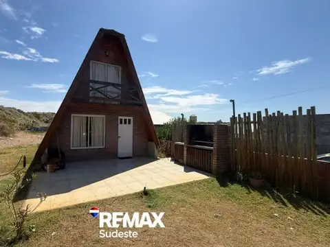 CASA TIPO CABAÑA EN BALNEARIO SAUCE GRANDE