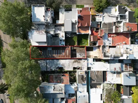 Galpón o terreno para constructoras. Acepta canje
