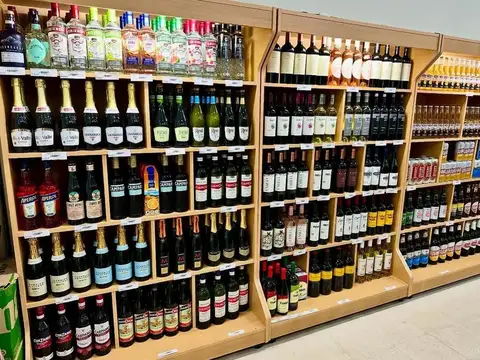 Manuel Antonio Acevedo 700