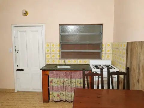 Depto Tipo Casa Monoambiente con 1 baño